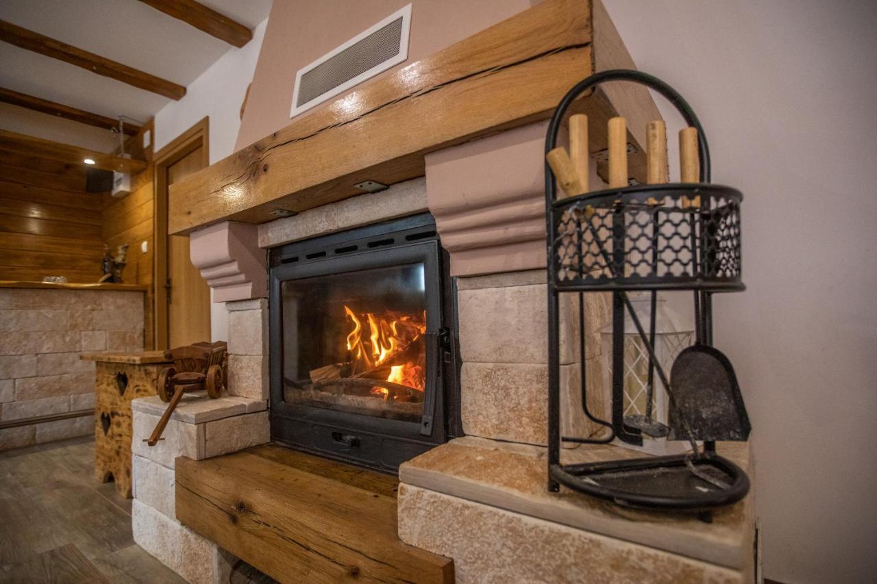 Apartmani Lara Modrus-Kuca Za Odmor Bagian luar foto