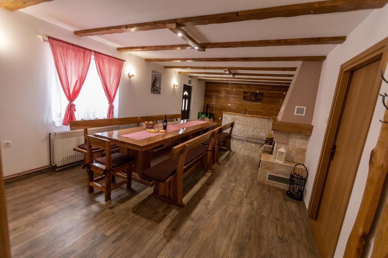 Apartmani Lara Modrus-Kuca Za Odmor Bagian luar foto