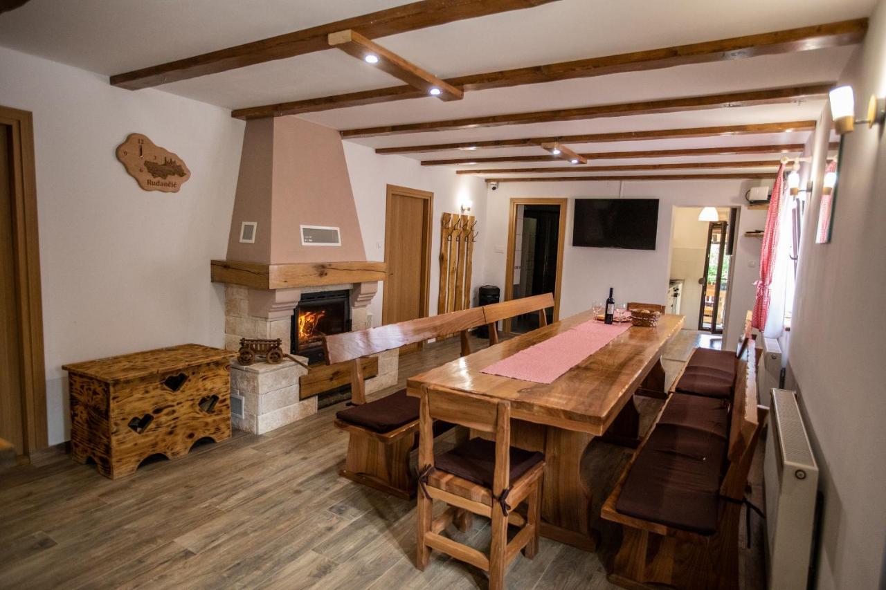 Apartmani Lara Modrus-Kuca Za Odmor Bagian luar foto