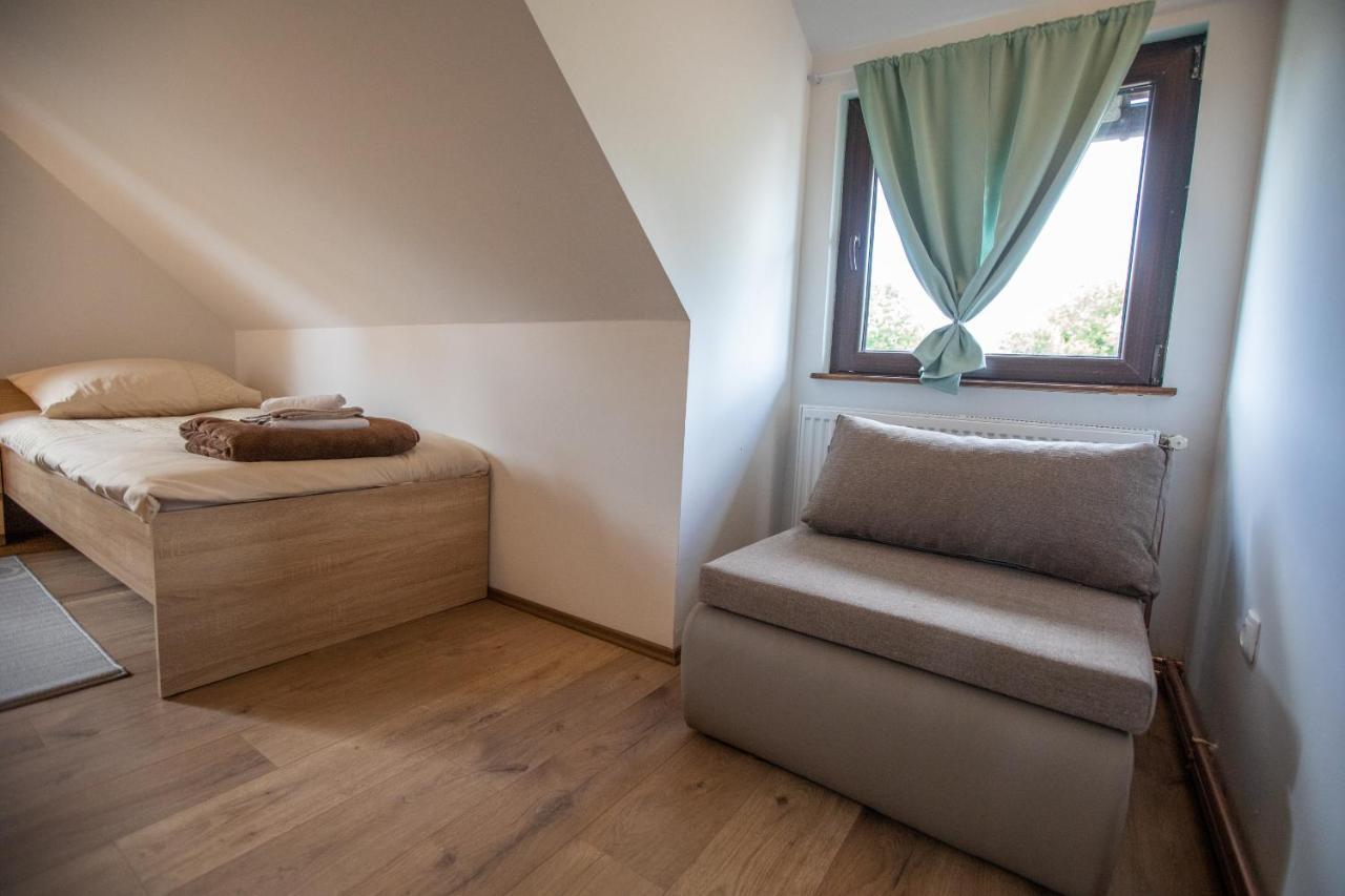 Apartmani Lara Modrus-Kuca Za Odmor Bagian luar foto