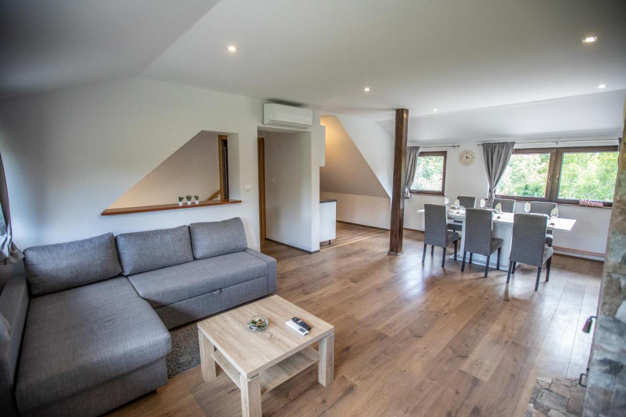 Apartmani Lara Modrus-Kuca Za Odmor Bagian luar foto